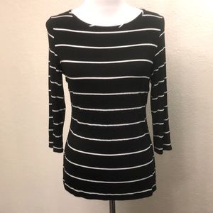 Lg. Striped Scoop-neck top by Wantable in black!